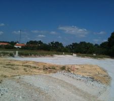 Cot&eacute; droit (limite copropri&eacute;t&eacute; chemin communal)