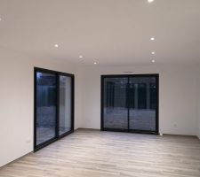 Séjour sous les spots