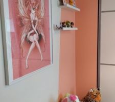 Coin avec pouf qui se transforme en matelas d'appoint