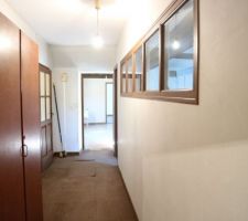 Apt A couloir à abattre 1er etage