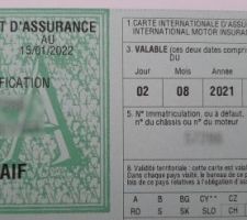 La grue est assurée !
Après quelques noeuds au cerveau de mon assureur, ils se sont dit que c'est un véhicule avec des roues, il y a un moteur, donc c'est un véhicule à moteur et il doit être assuré comme tel.
J'ai proposé de retirer les roues (pas juste les déboulonner, mais enlever tout le châssis avec les roues), mais ça ne leur va pas.
Bon, 53?/an en tout risques, je ne me ruine pas. Je n'ai pas pris d'option protection contre le vol (si quelqu'un me la vole sans que personne ne le remarque, il la mérite !), ni de suppression de la franchise contre le bris de glace (elle n'a pas de vitrages).

Reste plus qu'à poser le macaron derrière le pare-brise ... mais il n'y a pas de pare-brise !
Pour la conseillère que j'ai eu au téléphone, c'était une première, mais on a bien rigolé sur la situation.