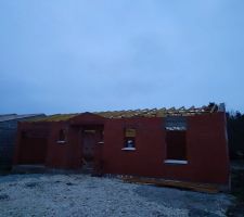 Reprise du chantier , pose charpente