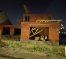 La livraison de la charpente, et puis c'est tout !?!