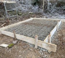 Coffrage dalle et chainage abri de jardin fait