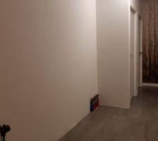 Couloir vid&eacute;, pr&ecirc;t &agrave; &ecirc;tre am&eacute;nag&eacute;