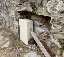 Tranchée gaz et pose du coffret par GRDF