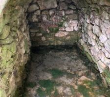 Interieur  de la source