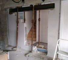 Cr&eacute;ation de l'int&eacute;rieur de la chambre, placo , chappe...