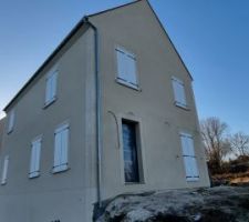 La maison a enfin sa belle robe