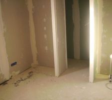 Chambre parental avec coin douche italienne