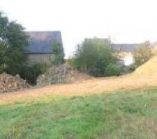 Le terrain avant travaux.