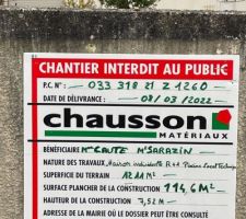 Mise en placement de l'affichage du permis de construire