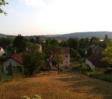 Vu de la façade arrière depuis le jardin