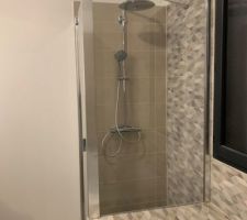 Paroi de douche posée