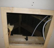 Trappe pour accéder aux combles