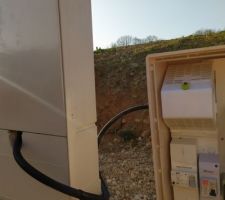 Enedis vient de raccorder notre coffret électrique de chantier provisoire