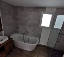 Salle de bain RDC