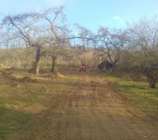 &Eacute;talage des terres sur la parcelle