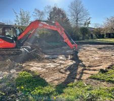 Décapage terre et fondation semelles filantes 1,5 mètres