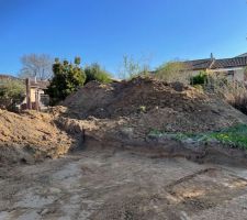 Décapage terre et fondation semelles filantes 1,5 mètres