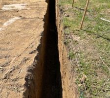 Décapage terre et fondation semelles filantes 1,5 mètres
