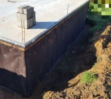 Application bitume & vernis + pose Delta MS