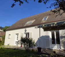 Maison mansard&eacute;e avdec projet d'extension