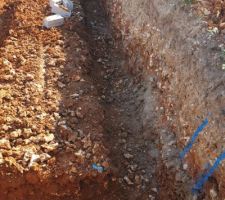 Fonds de fouilles côté limite séparative
