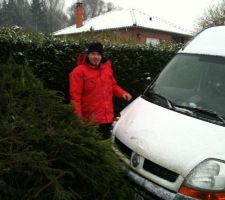 A droite, l'outil qui a servi &agrave; arrach&eacute; ces 6 m&egrave;tres.... syst&egrave;me D.