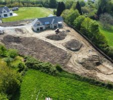Positionnement des terres pratiquement terminé.