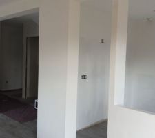 Carrelage + faience + tapisserie