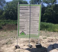 Panneau du permis de construire posé ce samedi 21 mai 2022
