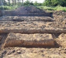 Terrassement avec les fers, on trouve cela assez propre