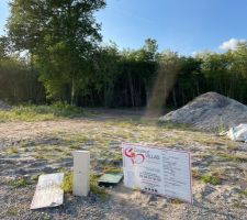 Terrain d&eacute;but mai.....