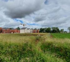 Le bas avance le haut non