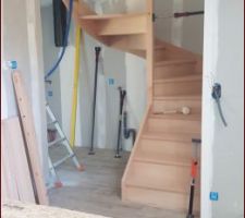 Escalier en cours de montage