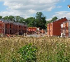 Avanc&eacute; des finitions pour la partie basse du quartier