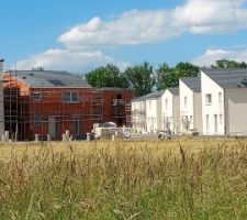 Avanc&eacute; des finitions pour la partie basse du quartier