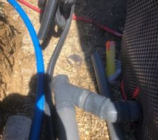Assainissement, gouttière, electricité, ...
