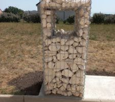Gabions remplis correctement par mon mari