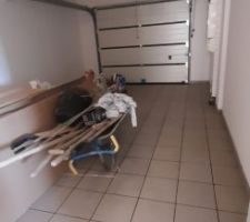 Le garage a été nettoyé pour la 4ème fois. On tente d optimiser la place