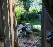 Seuil ciment fissuré