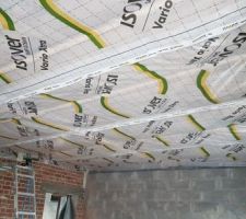 Isolation et pare vapeur plafond extension