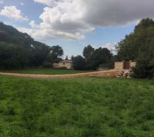 Le terrain vierge de toute occupation