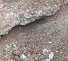 Nouvelle semelle coulée mesurée à 8 cm d'épaisseur.