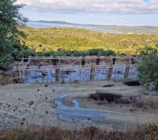 Coffrage des poteaux béton de la structure