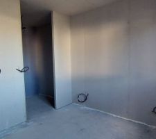 Chambre/dressing/couloir