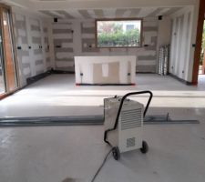 La chape fluide en train de sécher