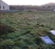 Le terrain où la construction va se faire