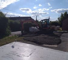 Remise au propre de l acc&egrave;s chantier et carport